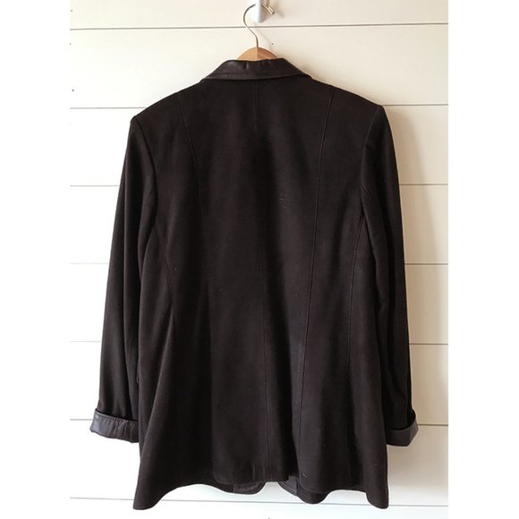 Caroline Moore Lambskin Blazer - Picture 2 of 4